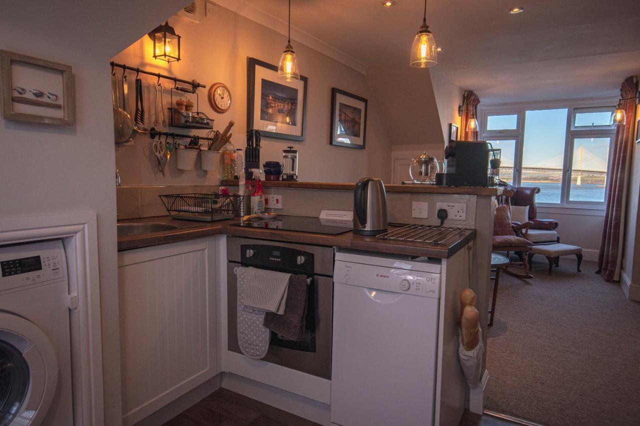 Forth Reflections Self Catering South Queensferry Ngoại thất bức ảnh