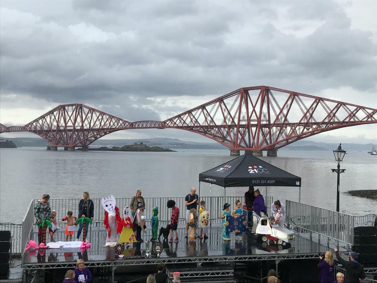 Forth Reflections Self Catering South Queensferry Ngoại thất bức ảnh